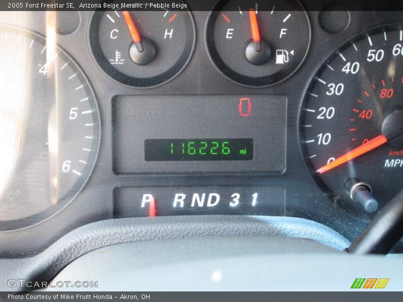Arizona Beige Metallic / Pebble Beige 2005 Ford Freestar SE