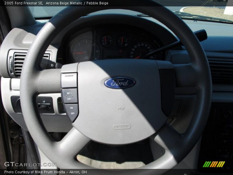 Arizona Beige Metallic / Pebble Beige 2005 Ford Freestar SE