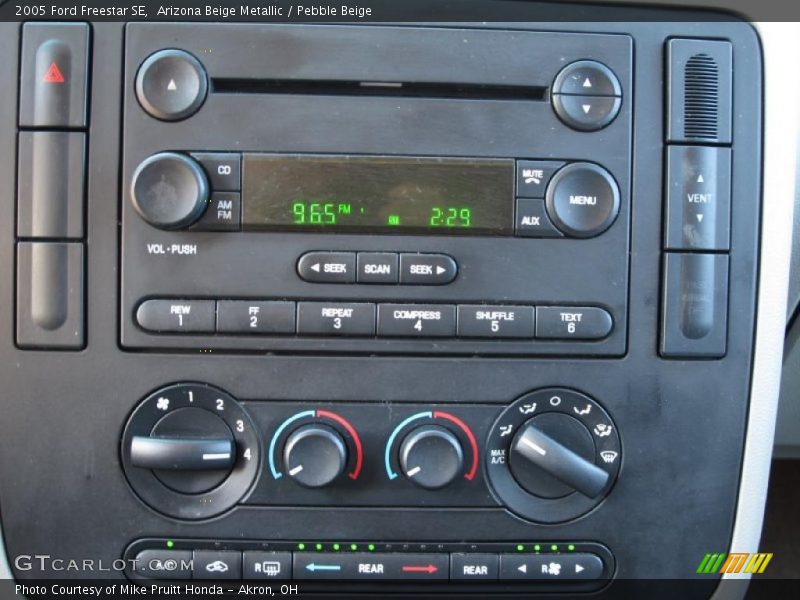 Arizona Beige Metallic / Pebble Beige 2005 Ford Freestar SE