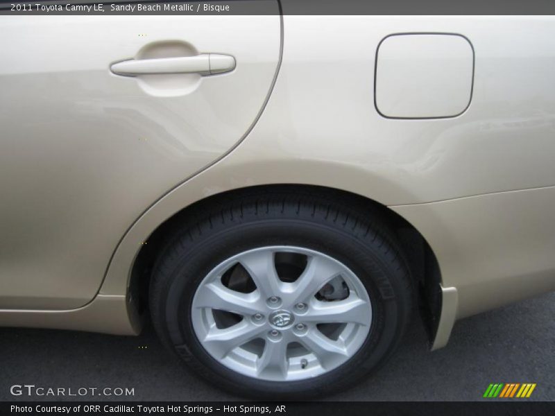 Sandy Beach Metallic / Bisque 2011 Toyota Camry LE
