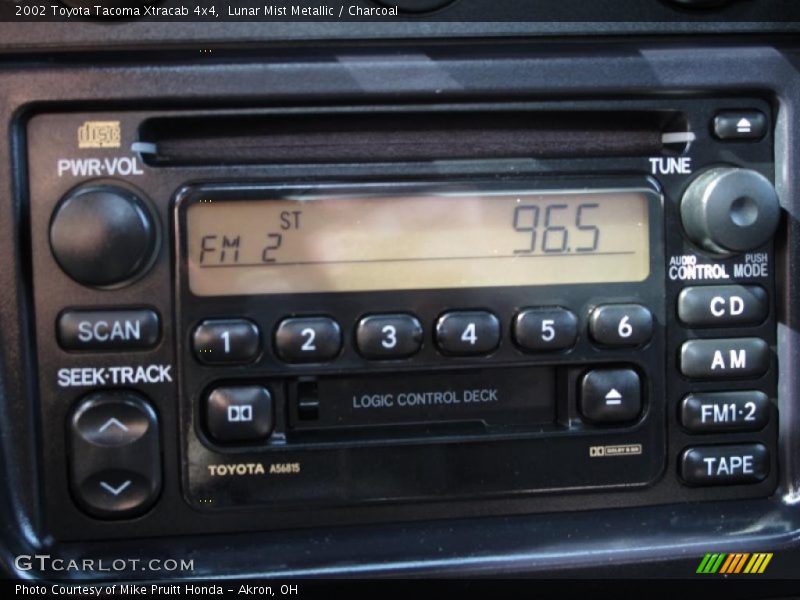 Lunar Mist Metallic / Charcoal 2002 Toyota Tacoma Xtracab 4x4