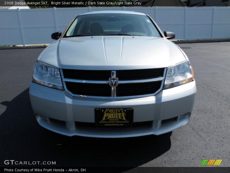 Bright Silver Metallic / Dark Slate Gray/Light Slate Gray 2008 Dodge Avenger SXT