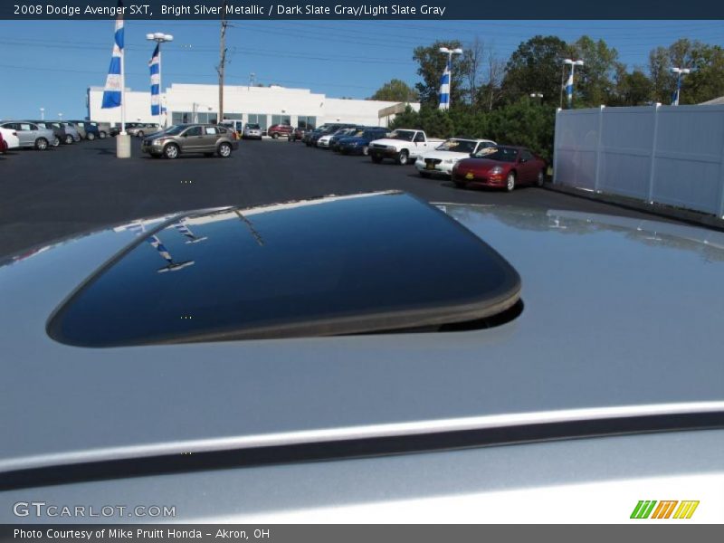 Bright Silver Metallic / Dark Slate Gray/Light Slate Gray 2008 Dodge Avenger SXT