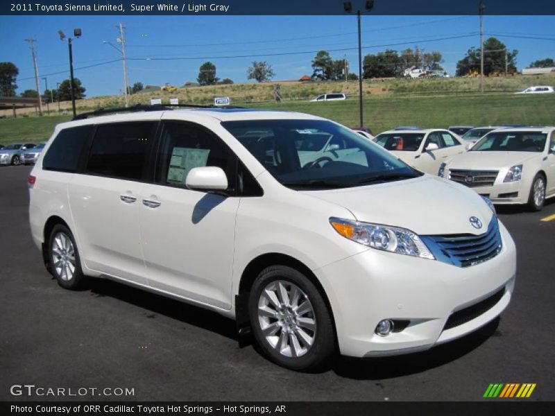 Super White / Light Gray 2011 Toyota Sienna Limited