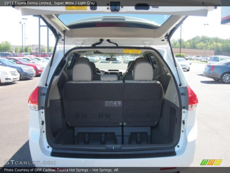 Super White / Light Gray 2011 Toyota Sienna Limited