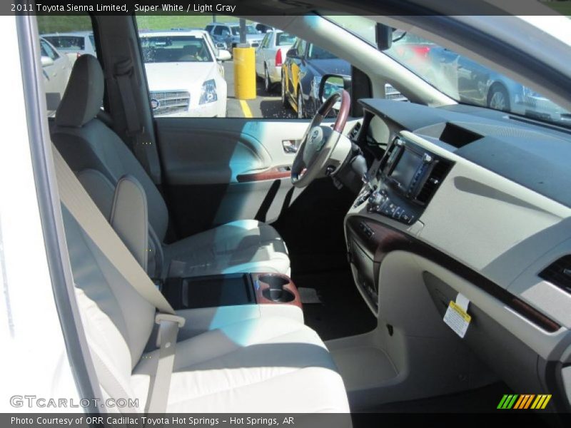 Super White / Light Gray 2011 Toyota Sienna Limited