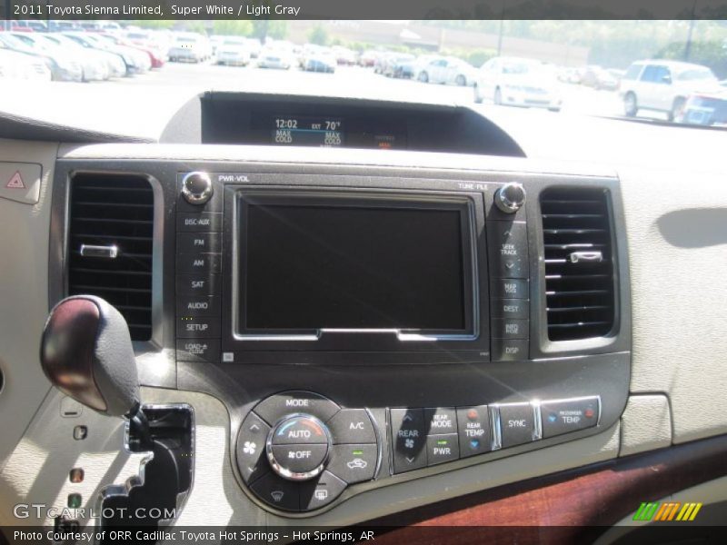 Super White / Light Gray 2011 Toyota Sienna Limited