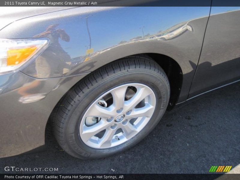 Magnetic Gray Metallic / Ash 2011 Toyota Camry LE