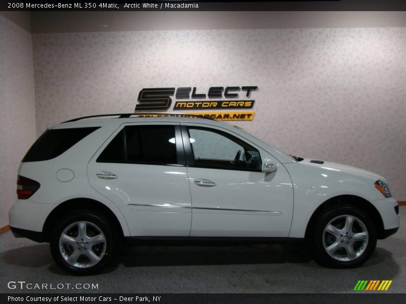 Arctic White / Macadamia 2008 Mercedes-Benz ML 350 4Matic