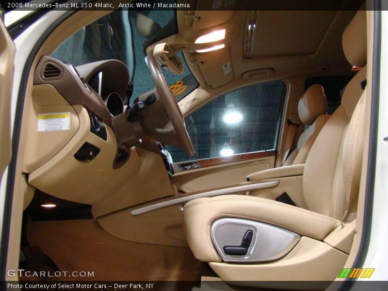 Arctic White / Macadamia 2008 Mercedes-Benz ML 350 4Matic