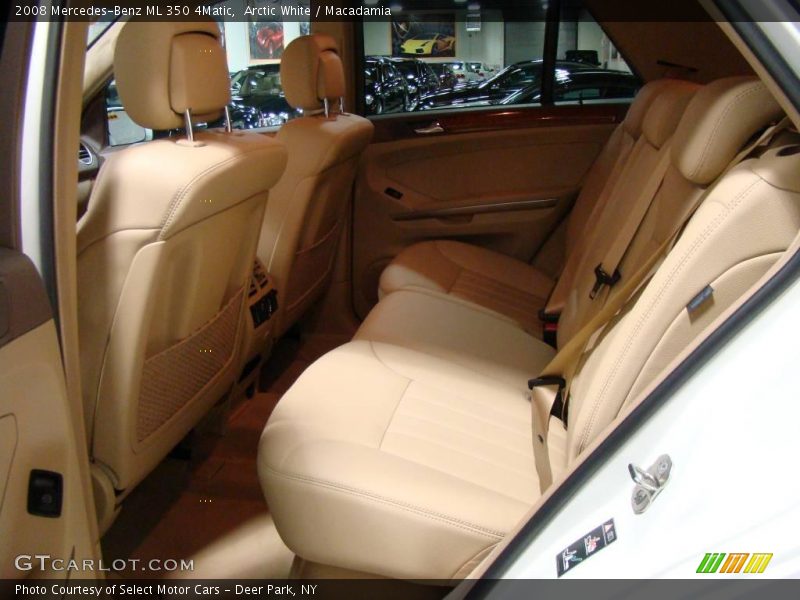 Arctic White / Macadamia 2008 Mercedes-Benz ML 350 4Matic