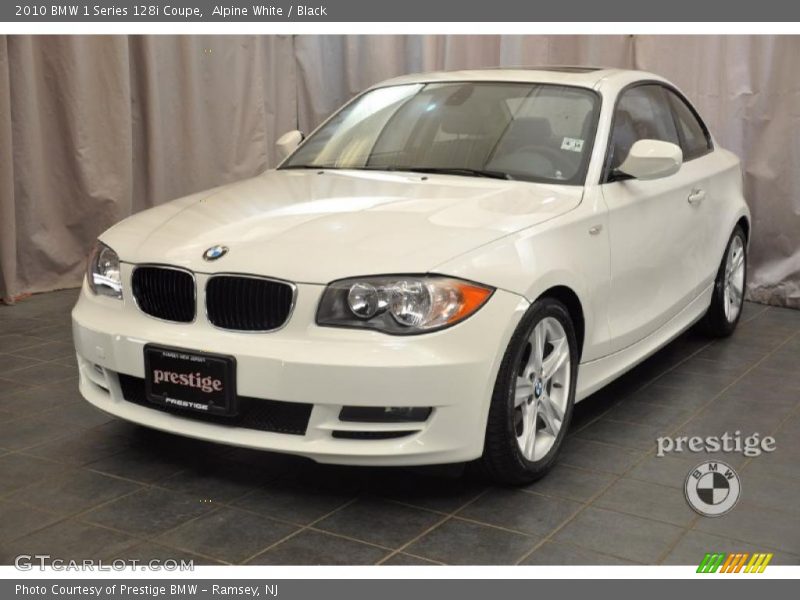 Alpine White / Black 2010 BMW 1 Series 128i Coupe