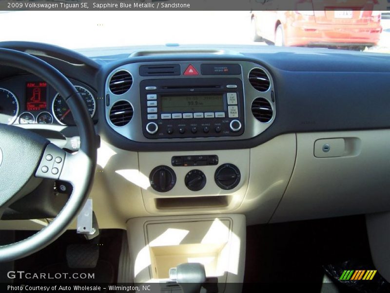 Sapphire Blue Metallic / Sandstone 2009 Volkswagen Tiguan SE