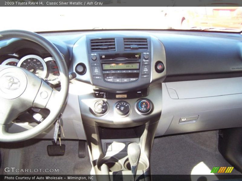 Classic Silver Metallic / Ash Gray 2009 Toyota RAV4 I4