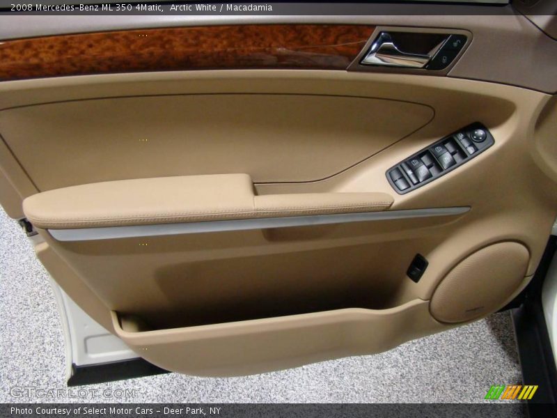 Arctic White / Macadamia 2008 Mercedes-Benz ML 350 4Matic