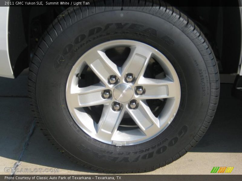 Summit White / Light Tan 2011 GMC Yukon SLE