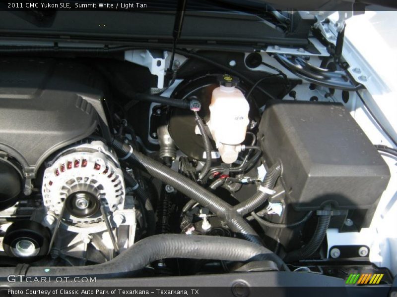Summit White / Light Tan 2011 GMC Yukon SLE