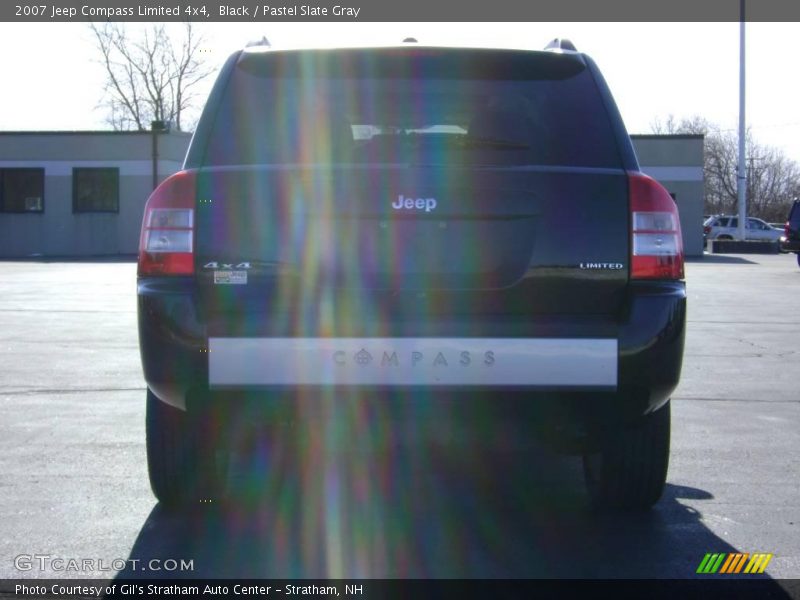 Black / Pastel Slate Gray 2007 Jeep Compass Limited 4x4
