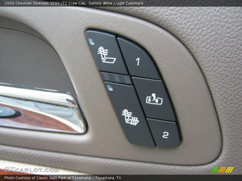 Summit White / Light Cashmere 2009 Chevrolet Silverado 1500 LTZ Crew Cab