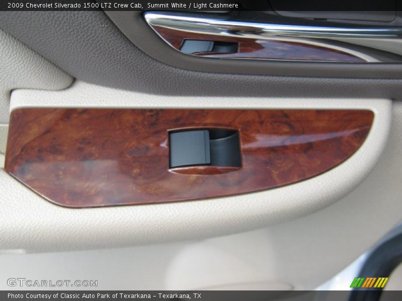 Summit White / Light Cashmere 2009 Chevrolet Silverado 1500 LTZ Crew Cab