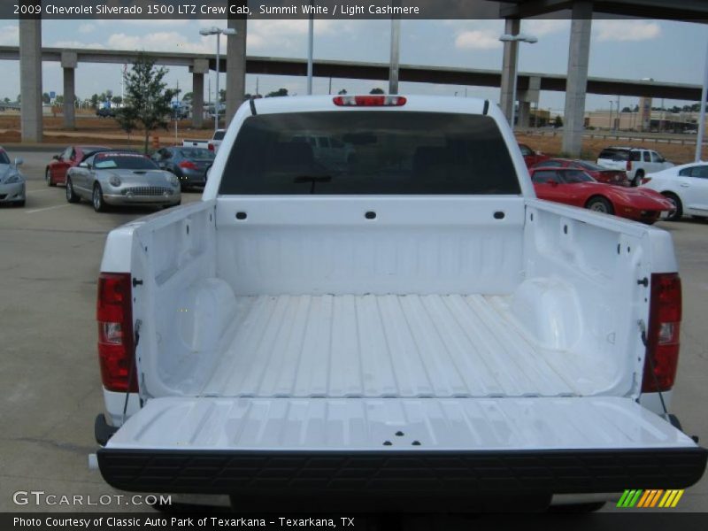 Summit White / Light Cashmere 2009 Chevrolet Silverado 1500 LTZ Crew Cab