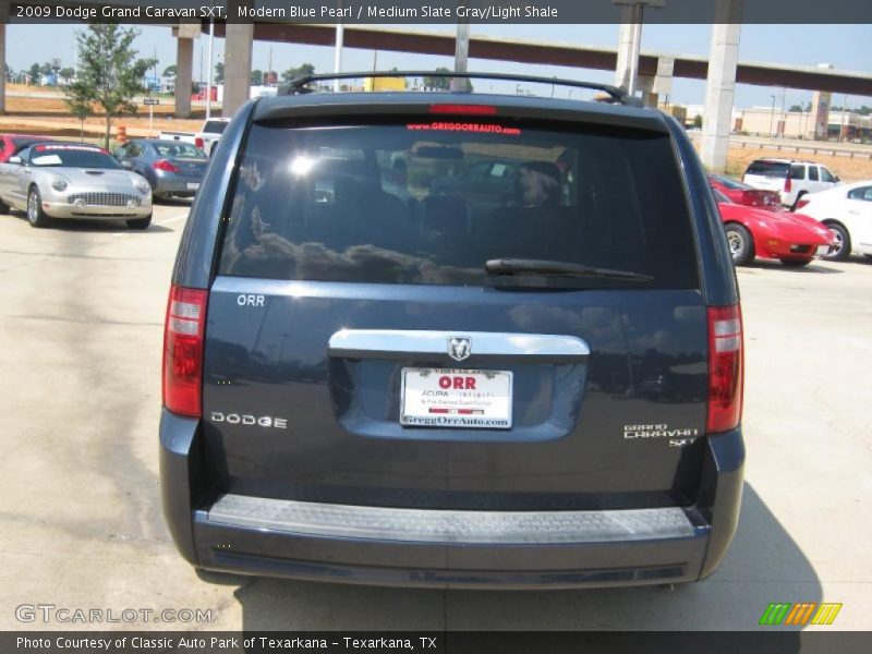 Modern Blue Pearl / Medium Slate Gray/Light Shale 2009 Dodge Grand Caravan SXT
