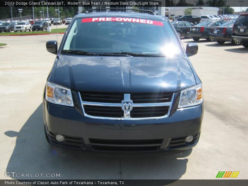 Modern Blue Pearl / Medium Slate Gray/Light Shale 2009 Dodge Grand Caravan SXT