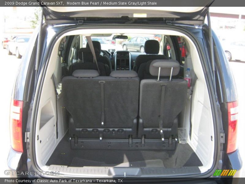 Modern Blue Pearl / Medium Slate Gray/Light Shale 2009 Dodge Grand Caravan SXT