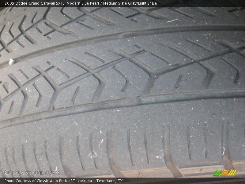 Modern Blue Pearl / Medium Slate Gray/Light Shale 2009 Dodge Grand Caravan SXT