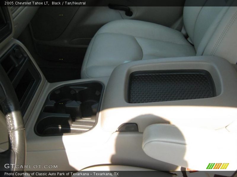 Black / Tan/Neutral 2005 Chevrolet Tahoe LT