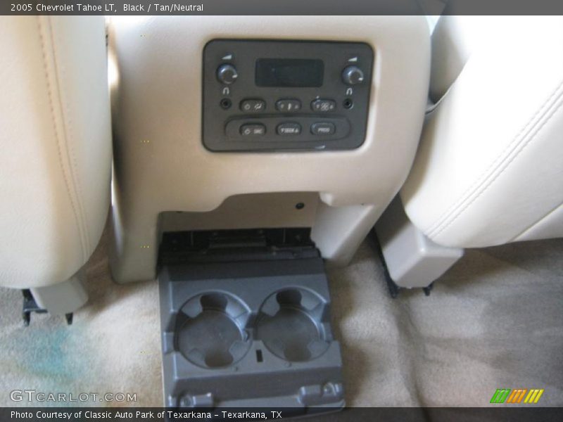 Black / Tan/Neutral 2005 Chevrolet Tahoe LT