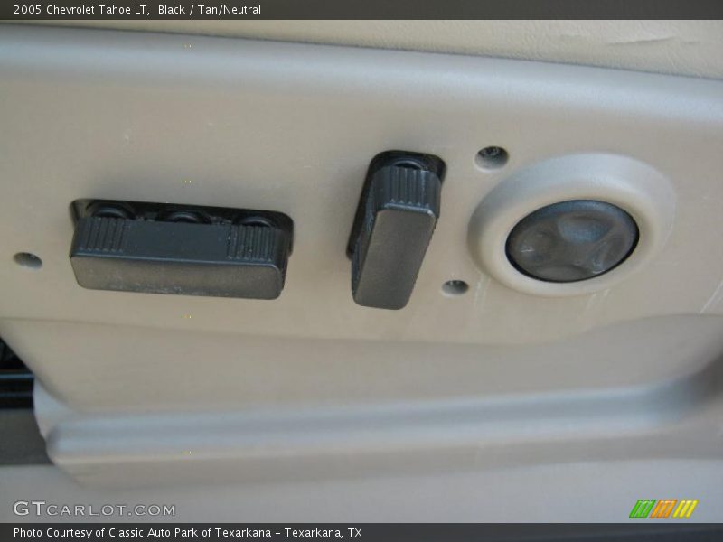 Black / Tan/Neutral 2005 Chevrolet Tahoe LT