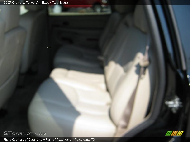 Black / Tan/Neutral 2005 Chevrolet Tahoe LT