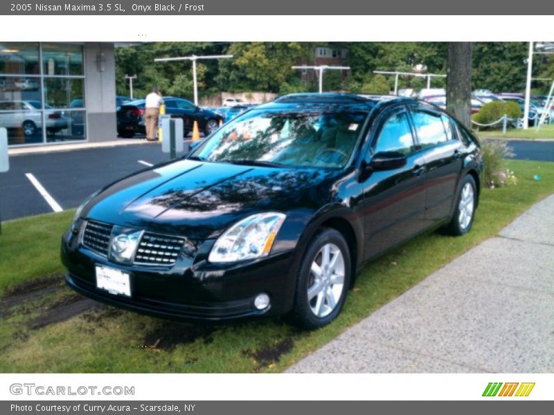 Onyx Black / Frost 2005 Nissan Maxima 3.5 SL