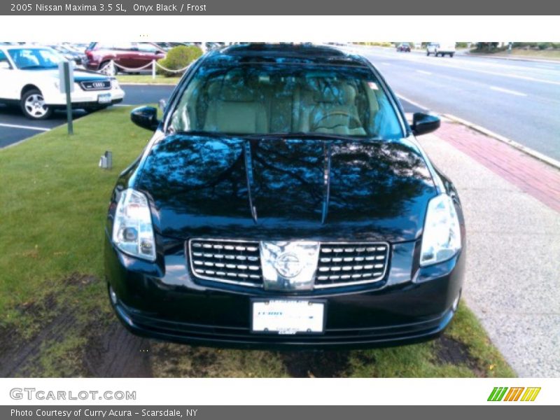 Onyx Black / Frost 2005 Nissan Maxima 3.5 SL