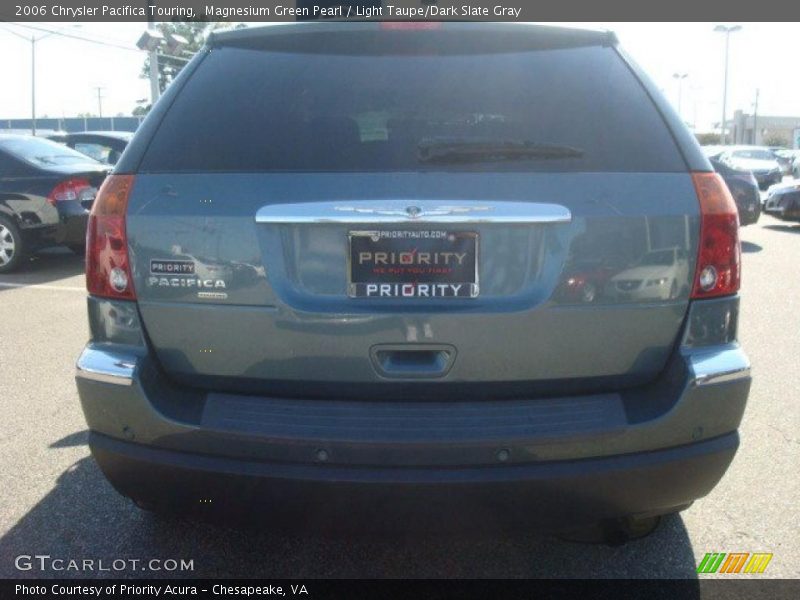 Magnesium Green Pearl / Light Taupe/Dark Slate Gray 2006 Chrysler Pacifica Touring