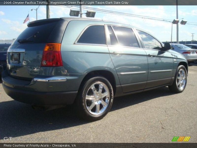 Magnesium Green Pearl / Light Taupe/Dark Slate Gray 2006 Chrysler Pacifica Touring