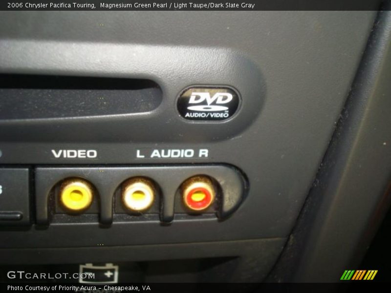 Magnesium Green Pearl / Light Taupe/Dark Slate Gray 2006 Chrysler Pacifica Touring