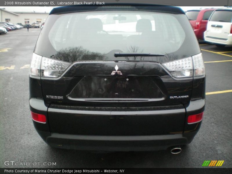 Labrador Black Pearl / Black 2008 Mitsubishi Outlander ES