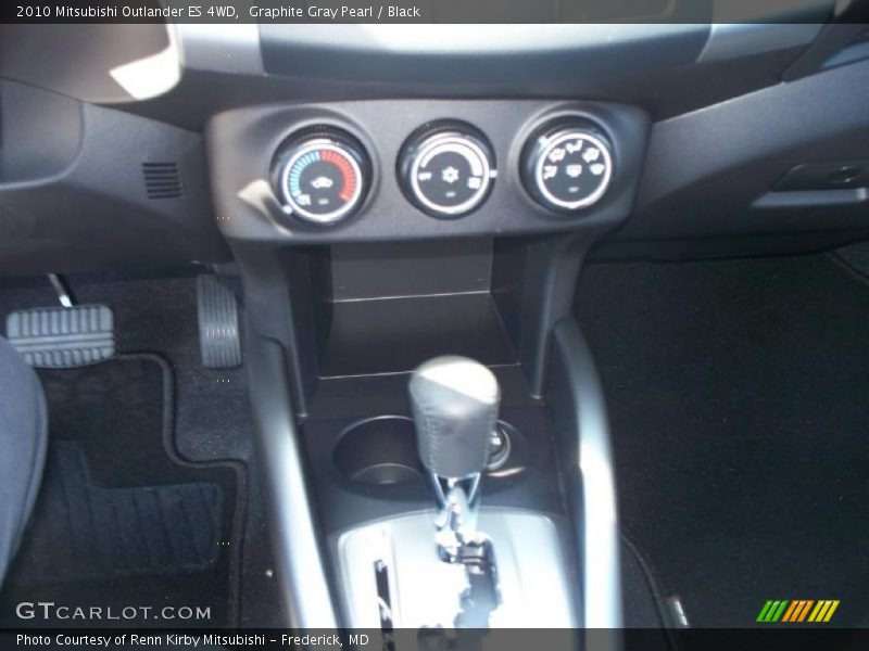 Graphite Gray Pearl / Black 2010 Mitsubishi Outlander ES 4WD