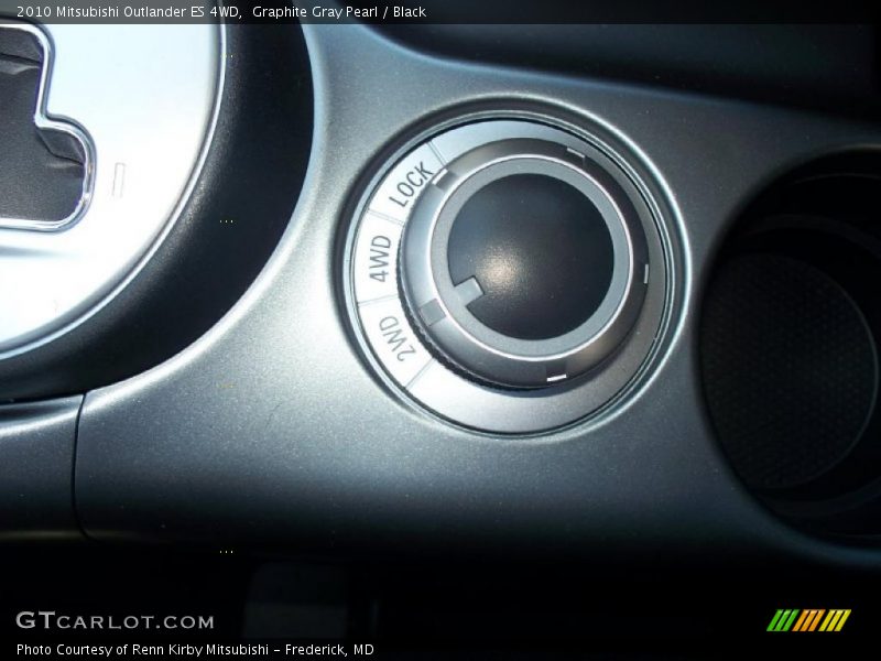 Graphite Gray Pearl / Black 2010 Mitsubishi Outlander ES 4WD