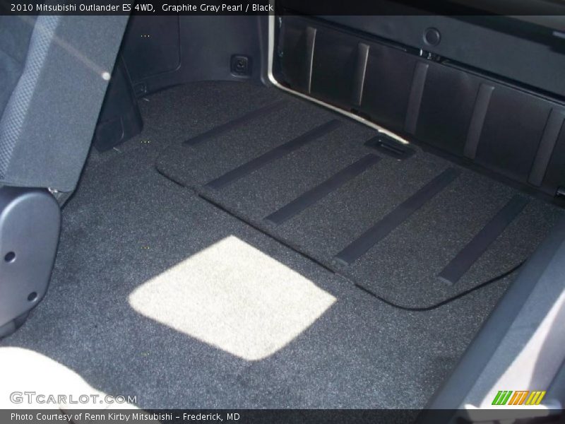 Graphite Gray Pearl / Black 2010 Mitsubishi Outlander ES 4WD