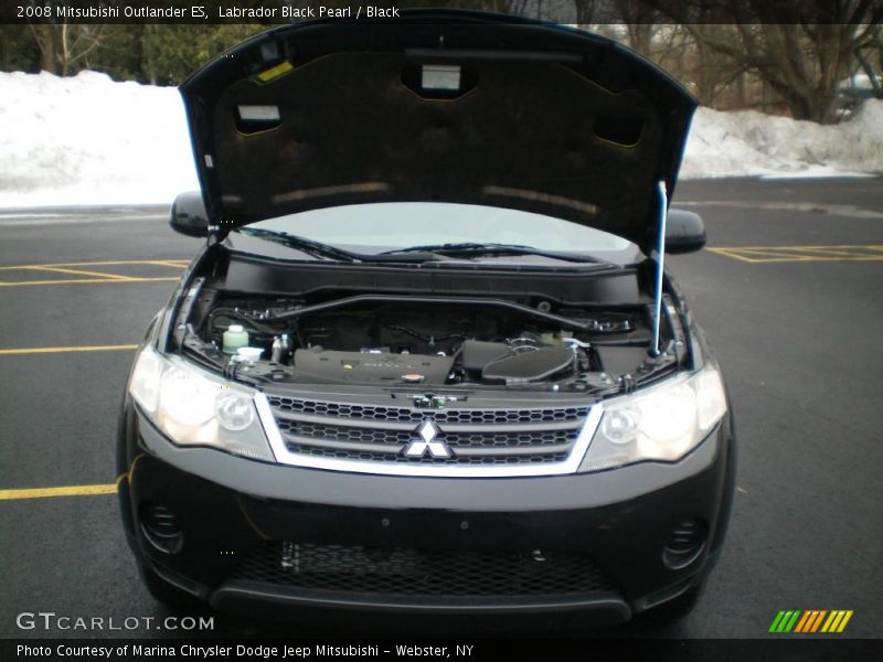 Labrador Black Pearl / Black 2008 Mitsubishi Outlander ES