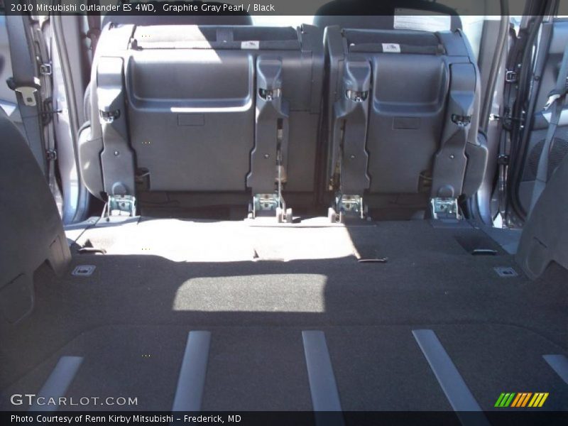 Graphite Gray Pearl / Black 2010 Mitsubishi Outlander ES 4WD