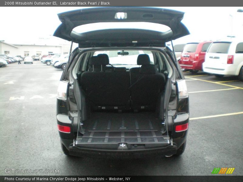 Labrador Black Pearl / Black 2008 Mitsubishi Outlander ES