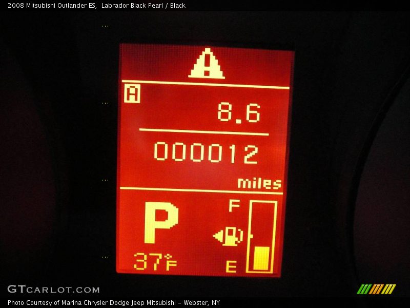 Labrador Black Pearl / Black 2008 Mitsubishi Outlander ES