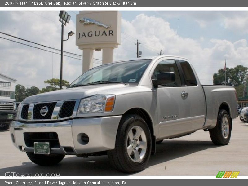 Radiant Silver / Graphite Black/Titanium 2007 Nissan Titan SE King Cab