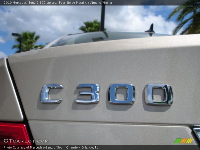 Pearl Beige Metallic / Almond/Mocha 2010 Mercedes-Benz C 300 Luxury