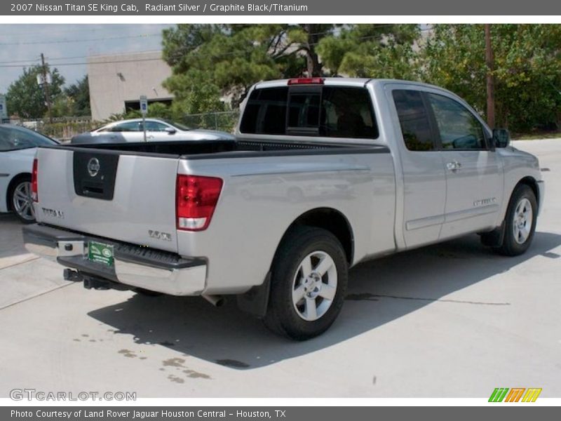 Radiant Silver / Graphite Black/Titanium 2007 Nissan Titan SE King Cab