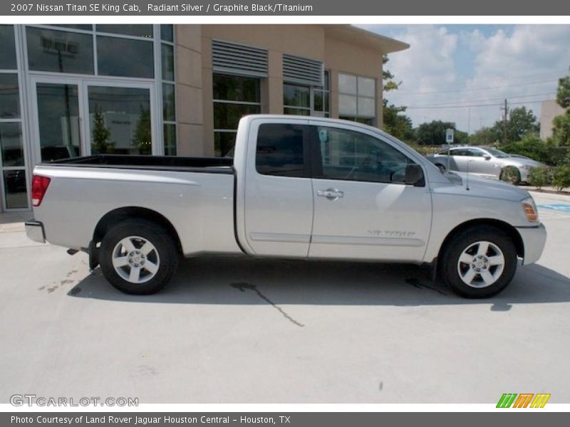 Radiant Silver / Graphite Black/Titanium 2007 Nissan Titan SE King Cab